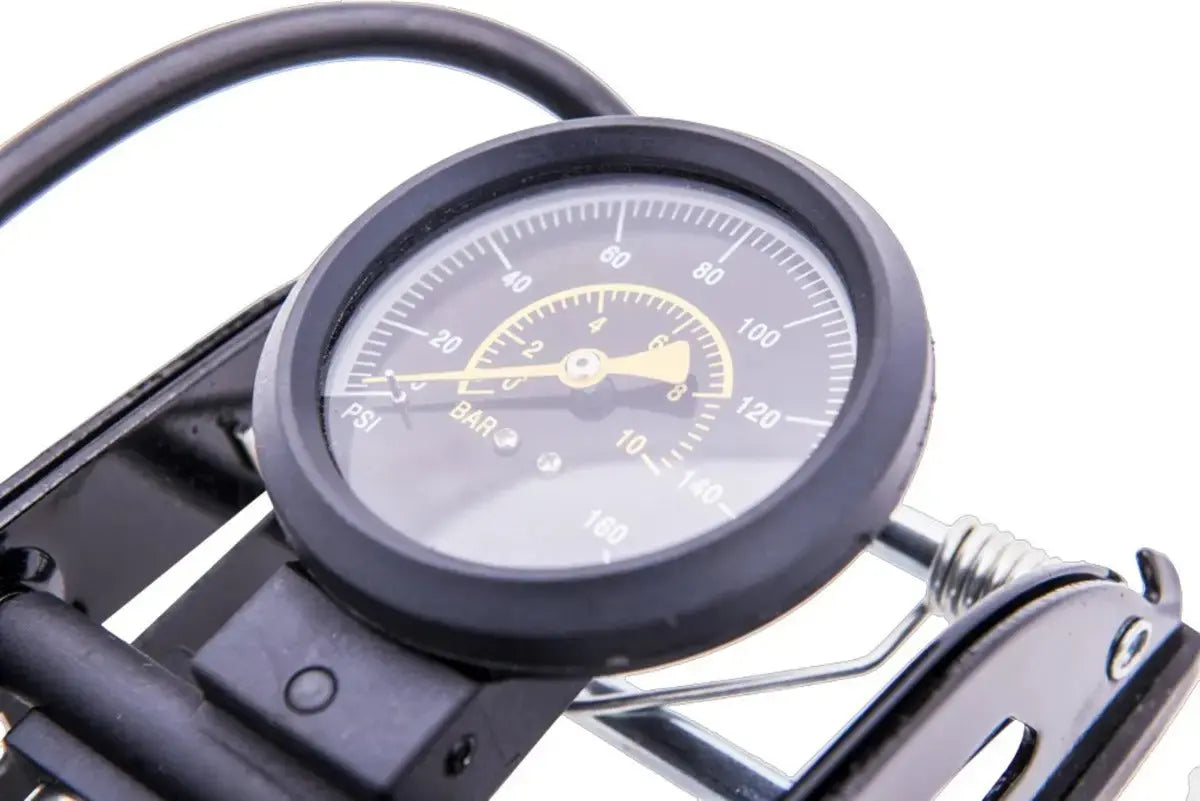 Inflador de Pie con Manómetro Bulit Serie 600 Bulit