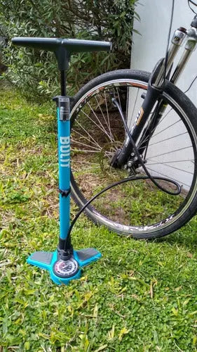 Inflador BULIT con manómetro serie 600 - grande